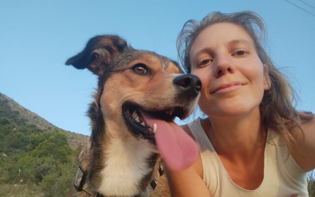 alexandra angelova and her dog